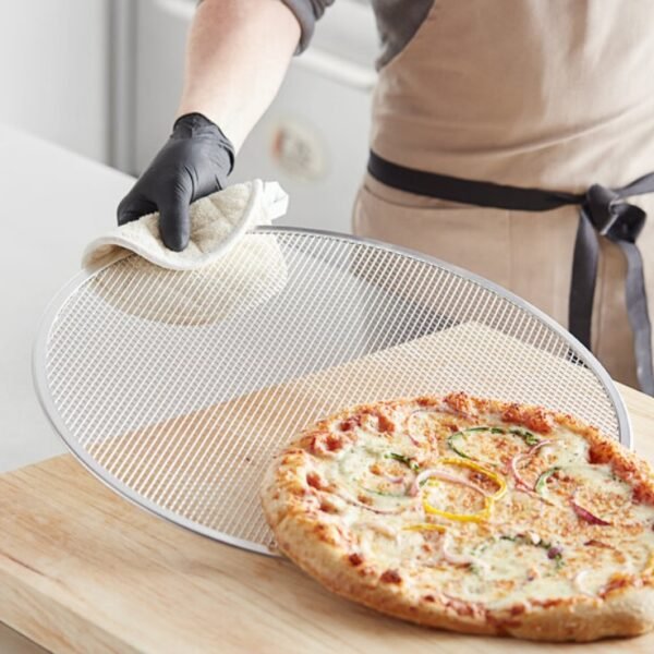 19" SEAMLESS RIM PIZZA SCREEN